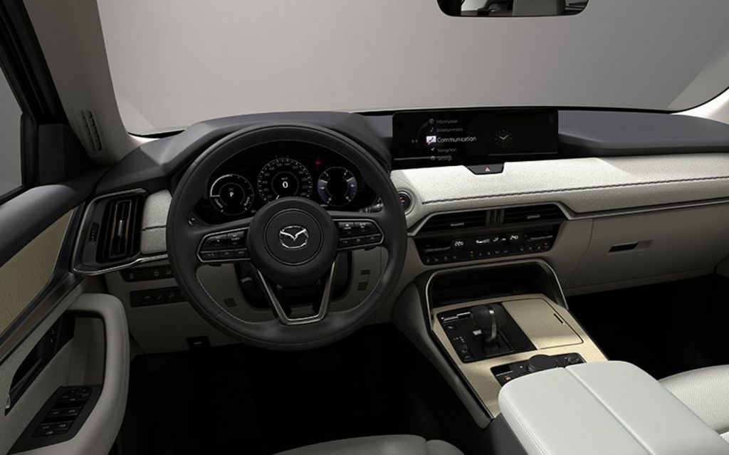 Objevte první hybrid od Mazdy: Mazda CX-60 už jede